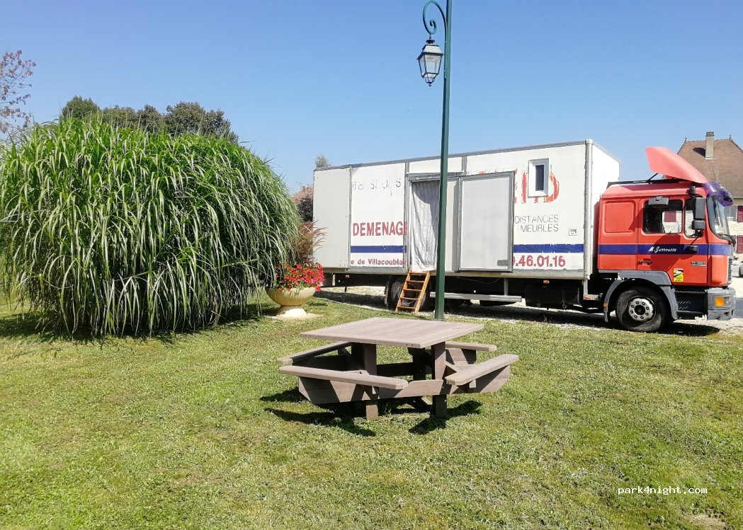 (38510) Le Bouchage - 205 Corbassières — foto