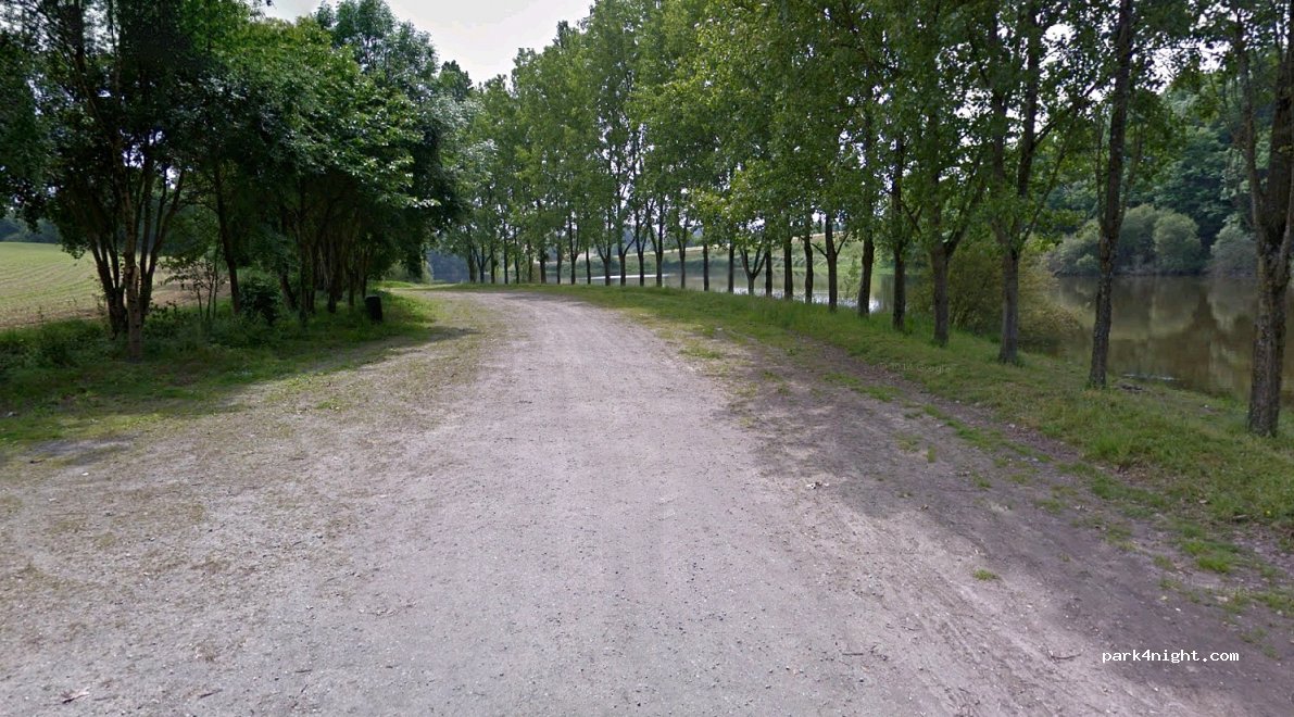 (35500) Saint-M'Hervé - La Rocherie — foto
