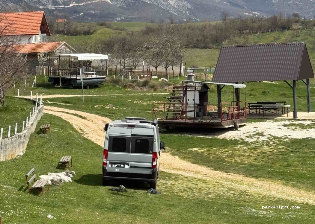 () Varvara - Unnamed Road — foto 2
