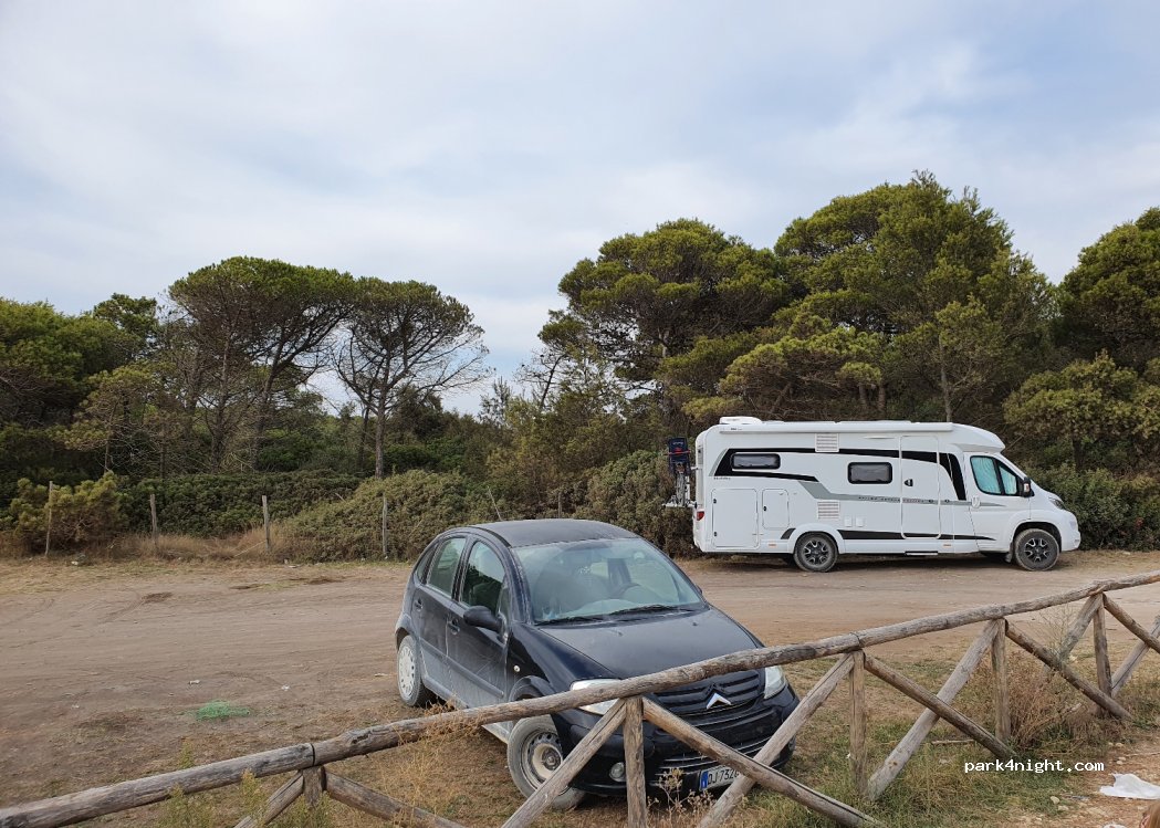 (01016) Tarquinia - Unnamed Road — foto