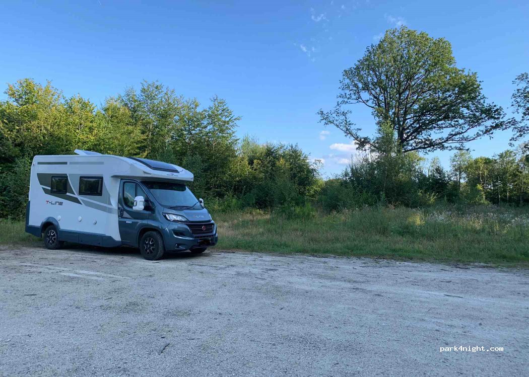 (51800) Vienne-le-Château - D38C — foto