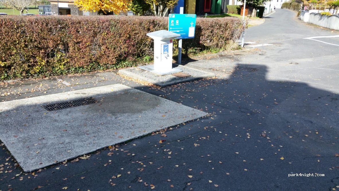 (15130) Vézac - 15 Rue Marcel Dauzier — foto 2