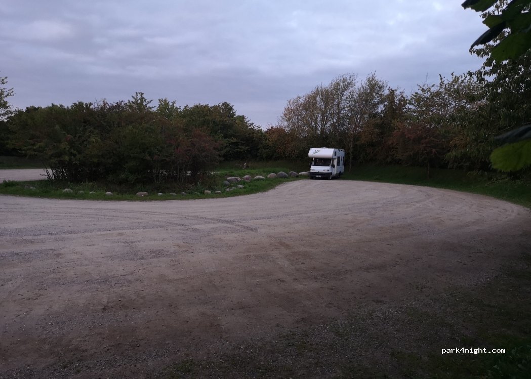 (2620) Albertslund - 64 Herstedøstervej — foto
