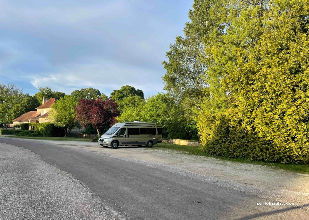 (52120) Châteauvillain - 12 Rue du Parc — foto 4