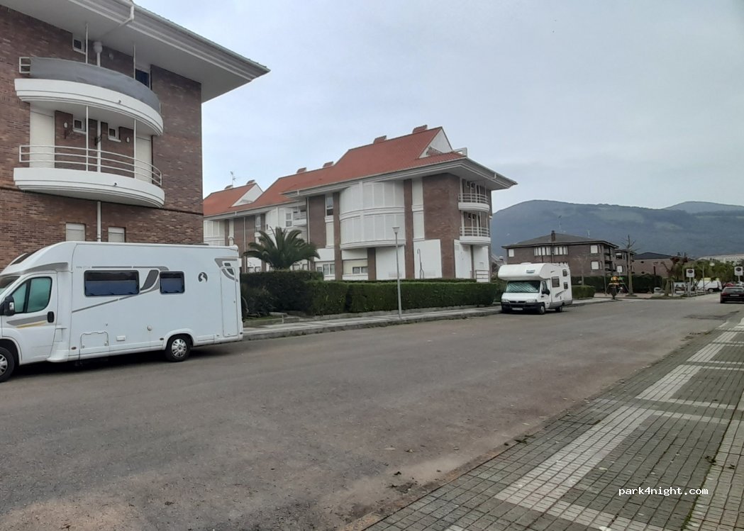 (39740) Santoña - 29E Avenida Tercera Avenida — foto