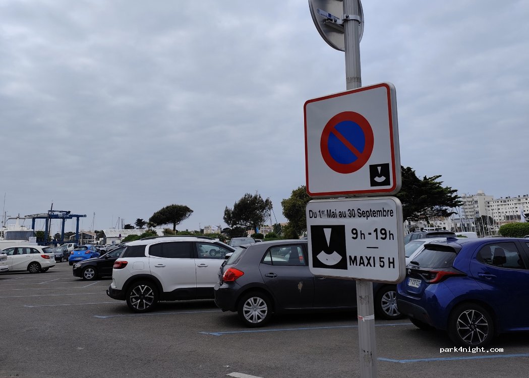 (85800) Saint-Gilles-Croix-de-Vie - 6 Boulevard de l'Égalité — foto 3