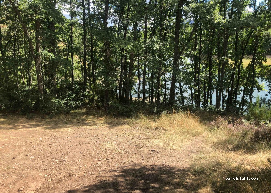 (09199) Pineda de la Sierra - BU-820 — foto