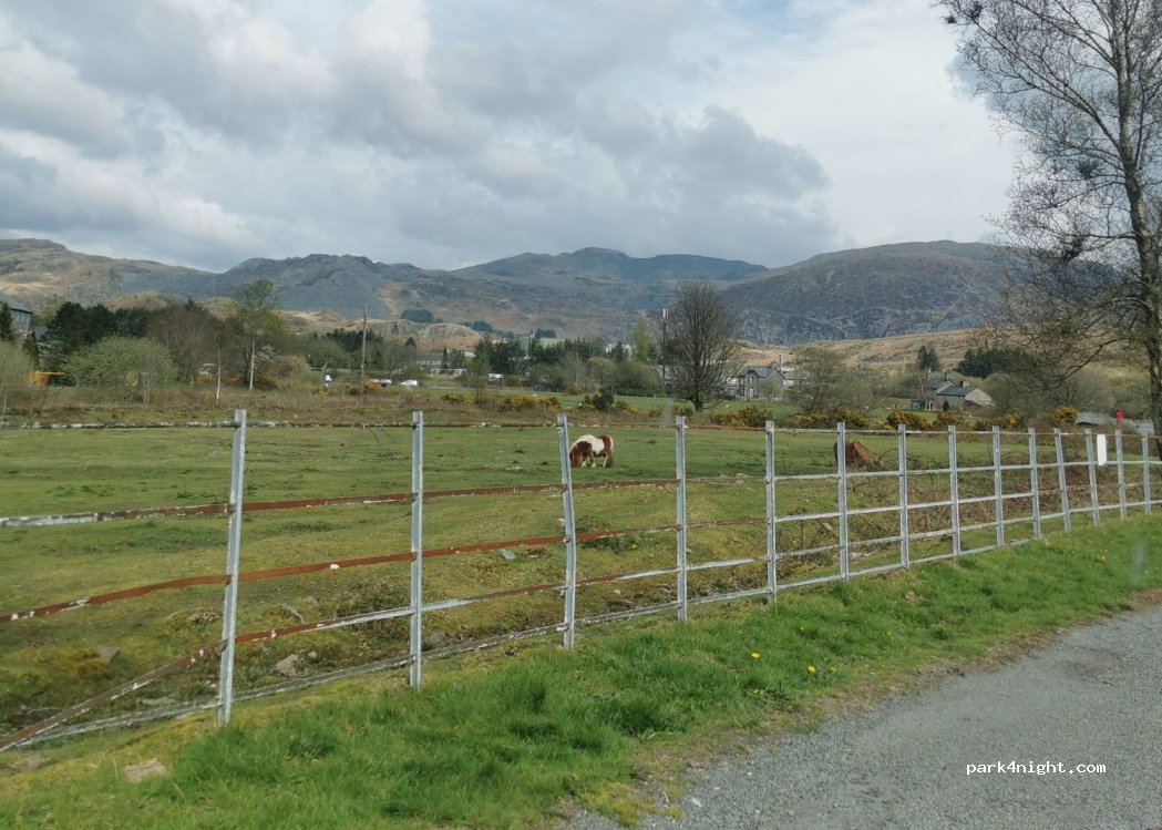 (LL41 3SY) Tanygrisiau - 12 Glan Yr Afon Terrace — foto 4