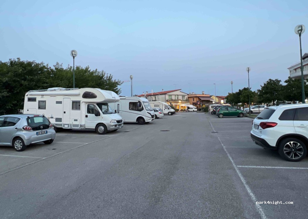 (30013) Cavallino - 396 Strada Provinciale Jesolana — foto 3