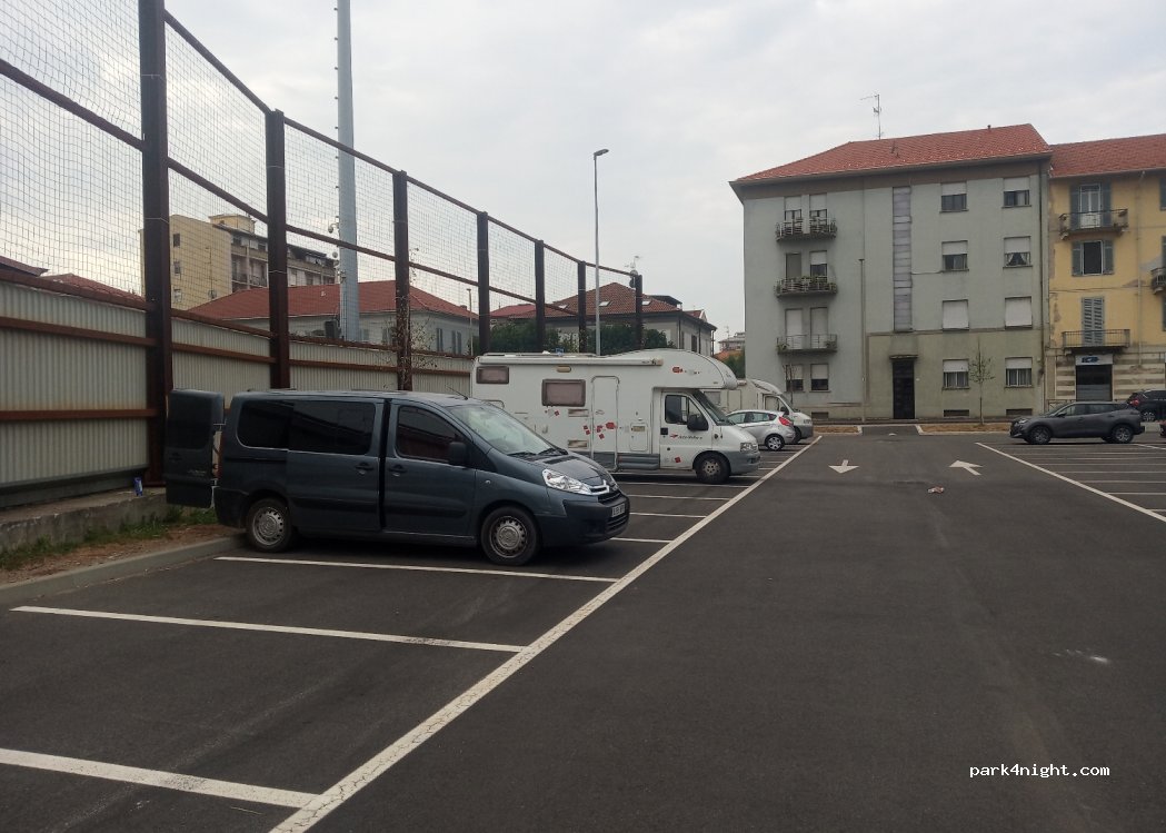 (13100) Vercelli - 16 Via Derna — foto