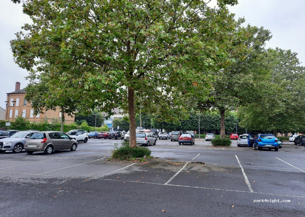 (08000) Charleville-Mézières - 29 Rue J Baptiste Clement — foto 3