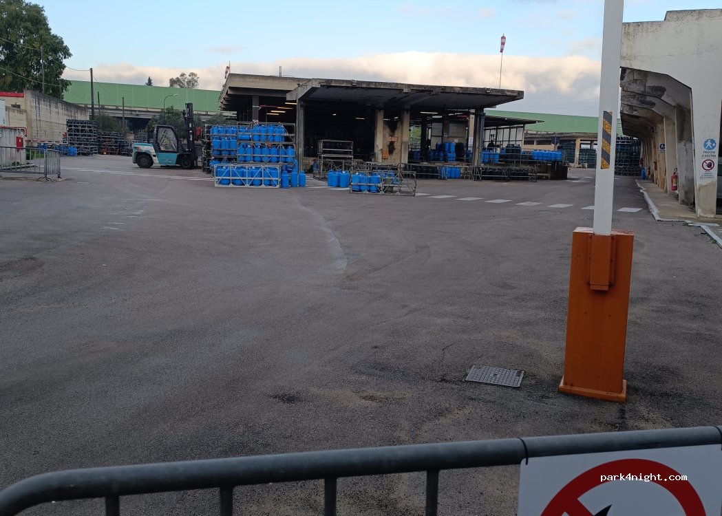(73100) Lecce - Viale Marcello Chiatante, 1 — foto 5