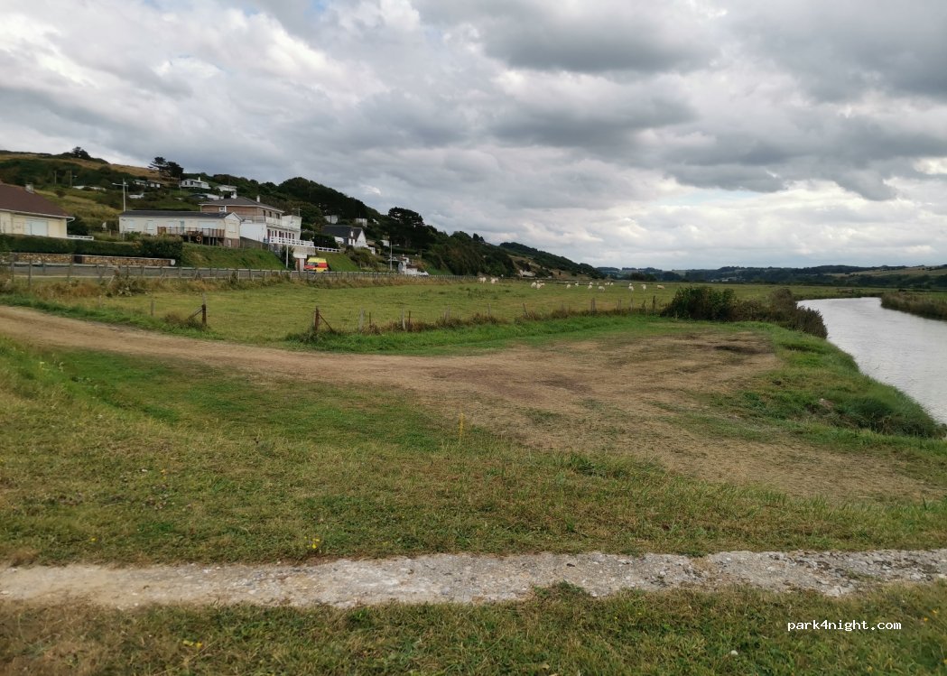 (76450) Paluel - 4 Route de Saint-Valéry — foto 2