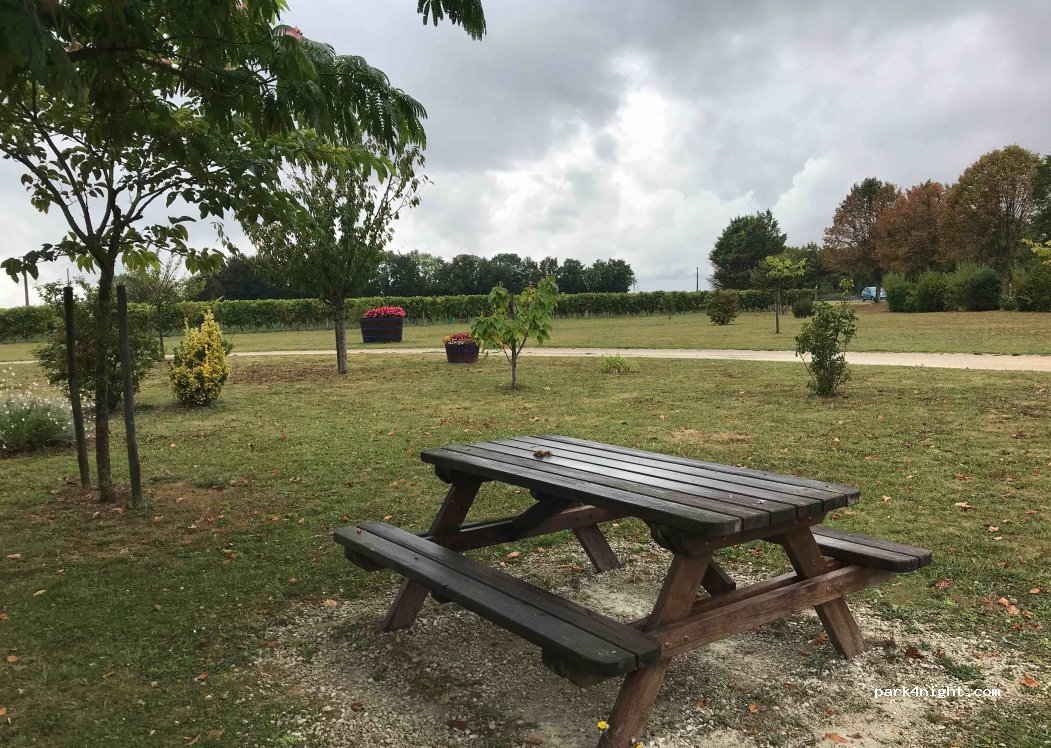 (17160) Blanzac-lès-Matha - 83 Route de Saint Jean d'Angély — foto