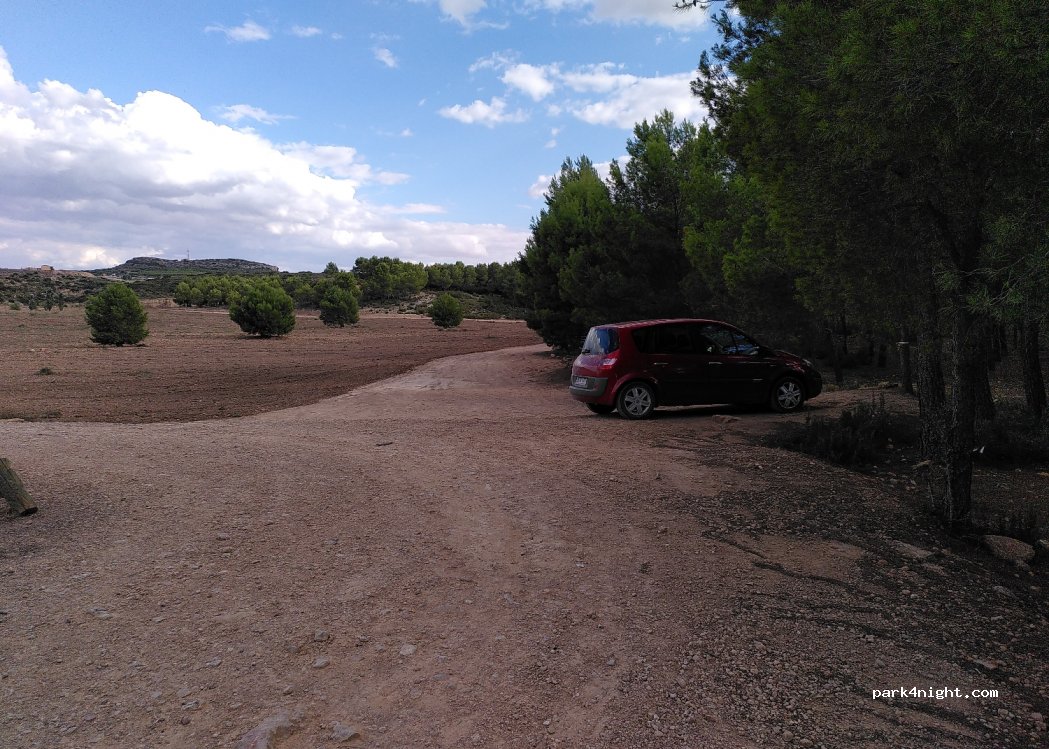 (02640) Almansa - Unnamed Road — foto