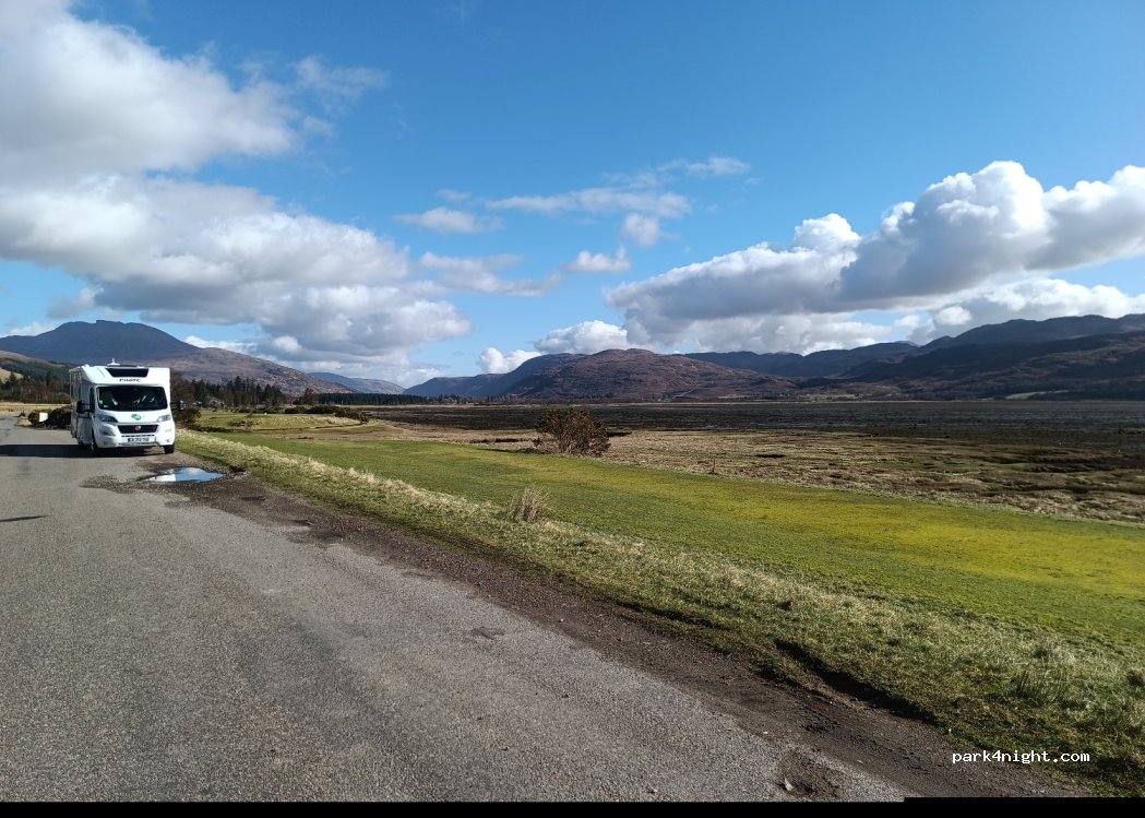 (IV54 8YS) Strathcarron - A896 — foto 3