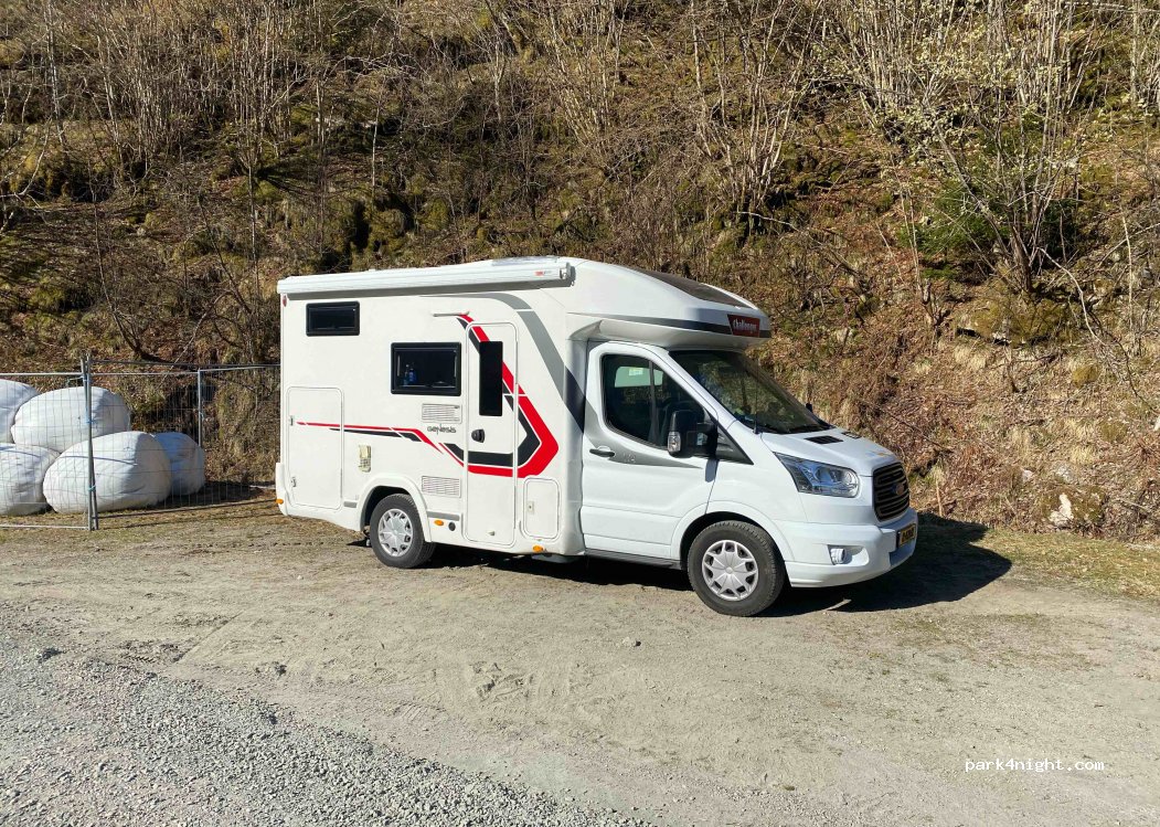 (6848) Fjærland - Unnamed Road — foto 2