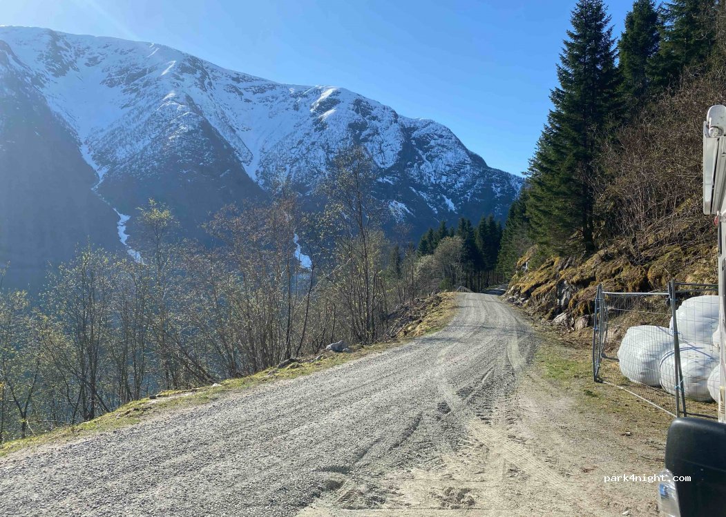 (6848) Fjærland - Unnamed Road — foto 3