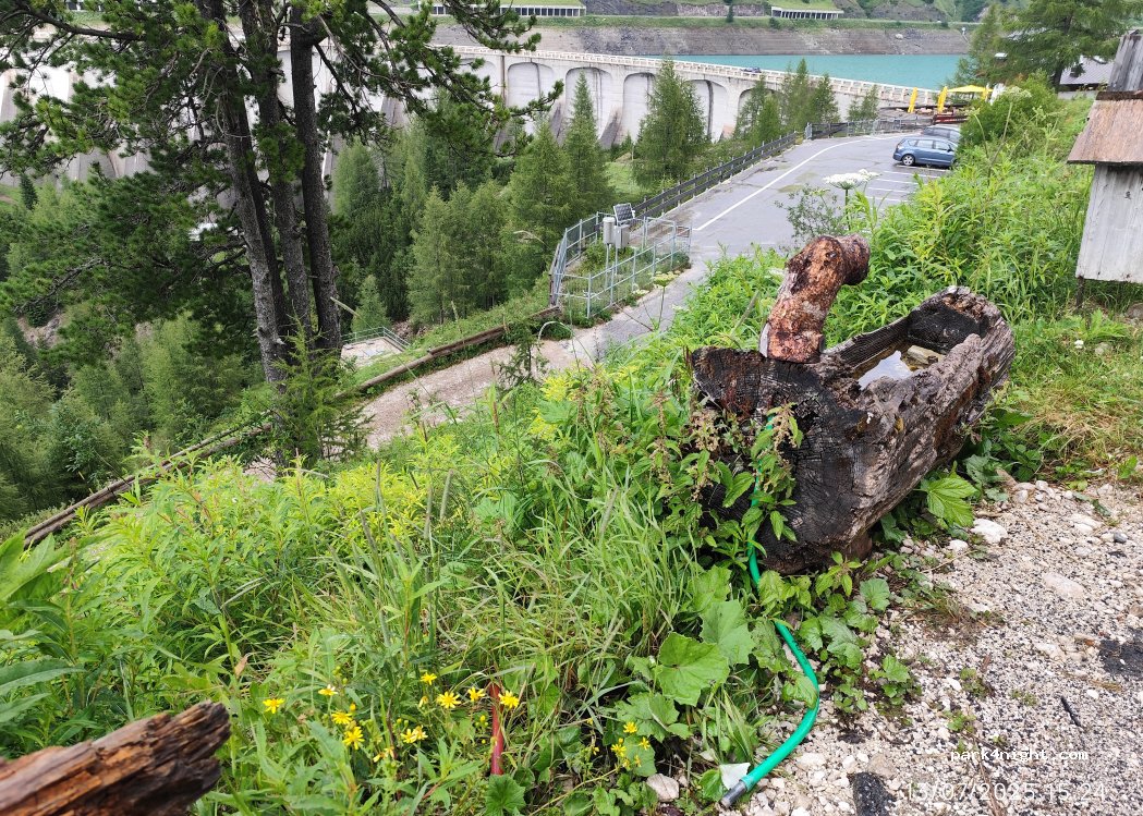 (38032) Canazei - Unnamed Road — foto