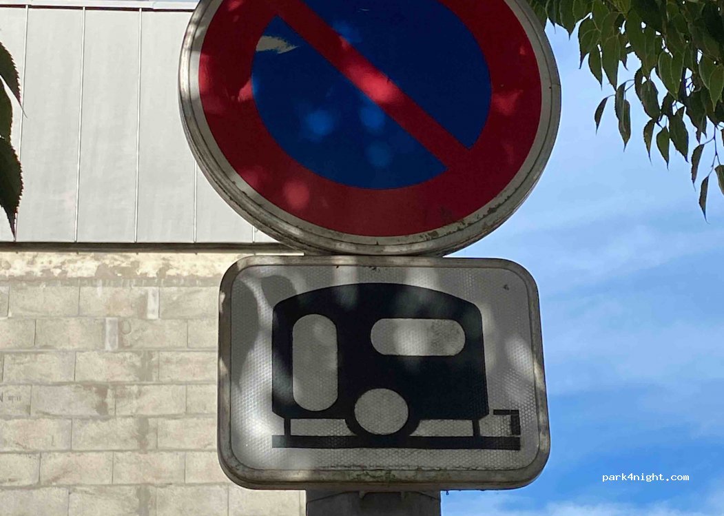 (17000) La Rochelle - 2 Rue Alphonse Daudet — foto 2