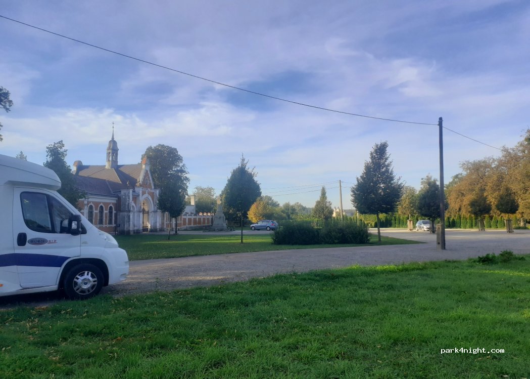 (691 42) Valtice - — foto 2
