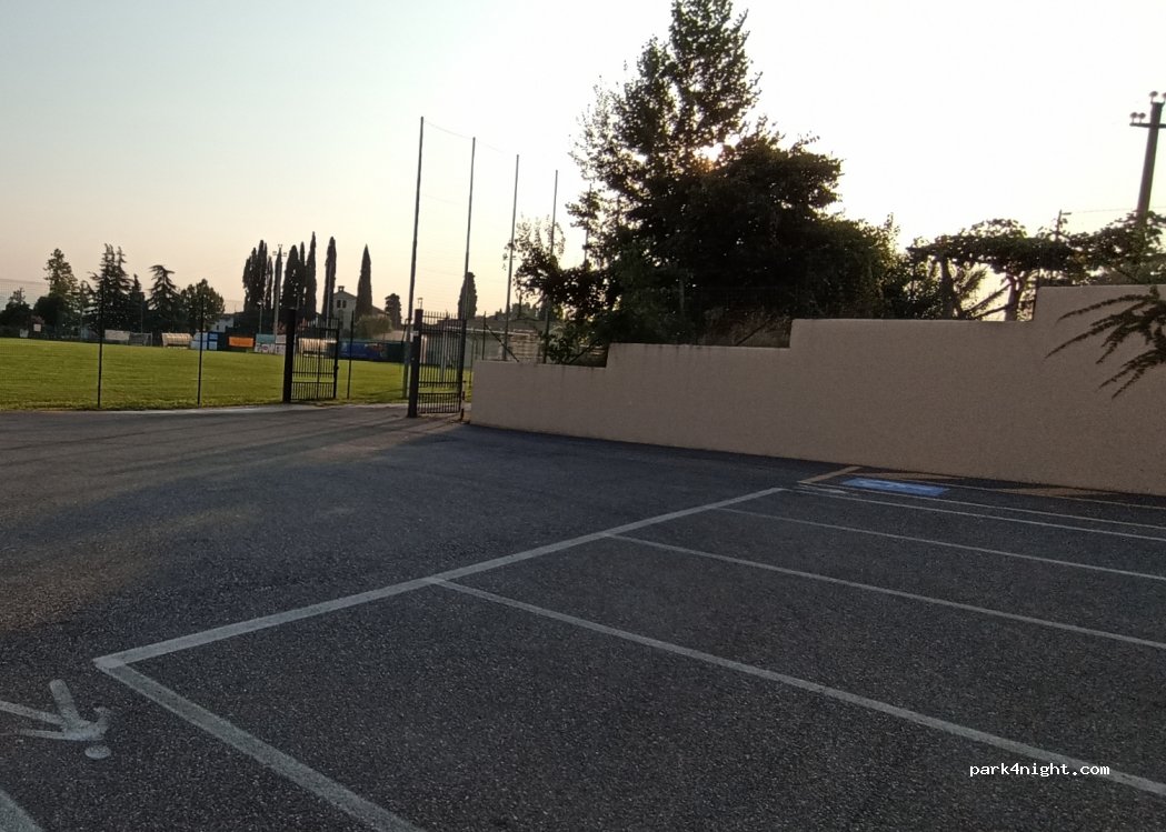 (37017) Veneto - 7 Via dei Miniscalchi — foto 2