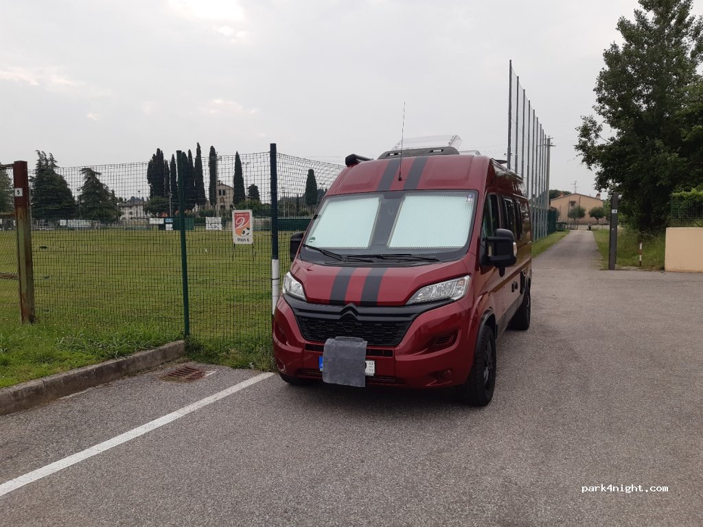 (37017) Veneto - 7 Via dei Miniscalchi — foto 4