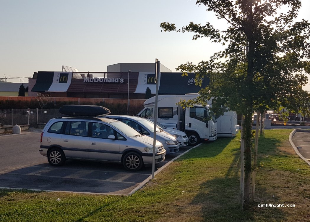 (37036) San Martino Buon Albergo - 4 Via Alcide De Gasperi — foto