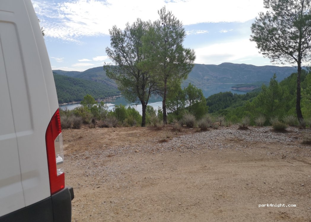 (46173) Benagéber - Unnamed Road — foto 3