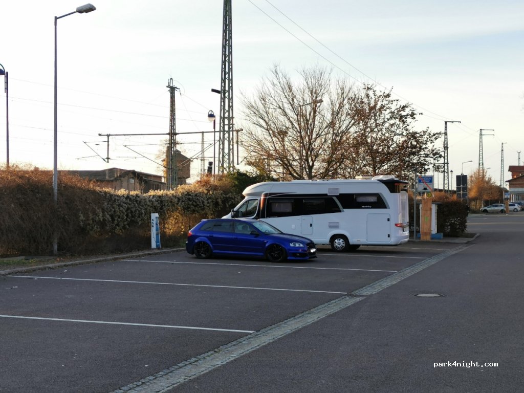 Wohnmobilstellplatz am Bahnhof Lübbenau — foto 2