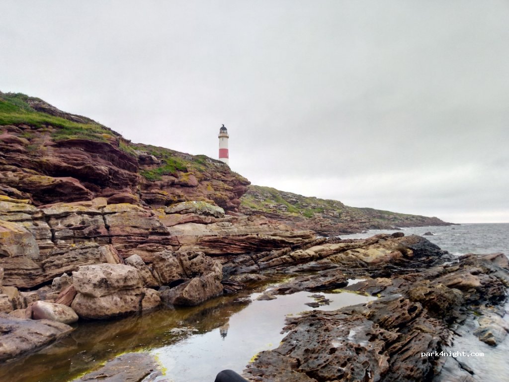 (IV20 1RD) Tain - Unnamed Road — foto