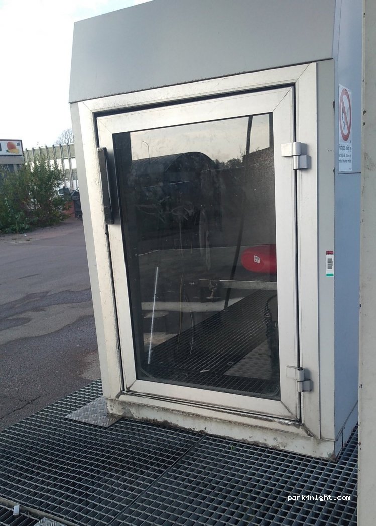 (681 30) Kristinehamn - 1B 2:a Industrigatan — foto 2