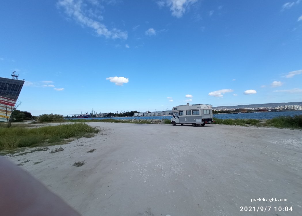 (9003) Varna - Unnamed Road — foto 2