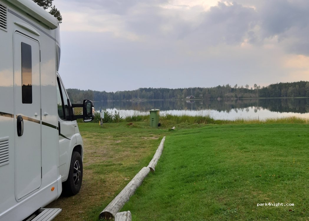 (672 94) Årjäng - Unnamed Road — foto