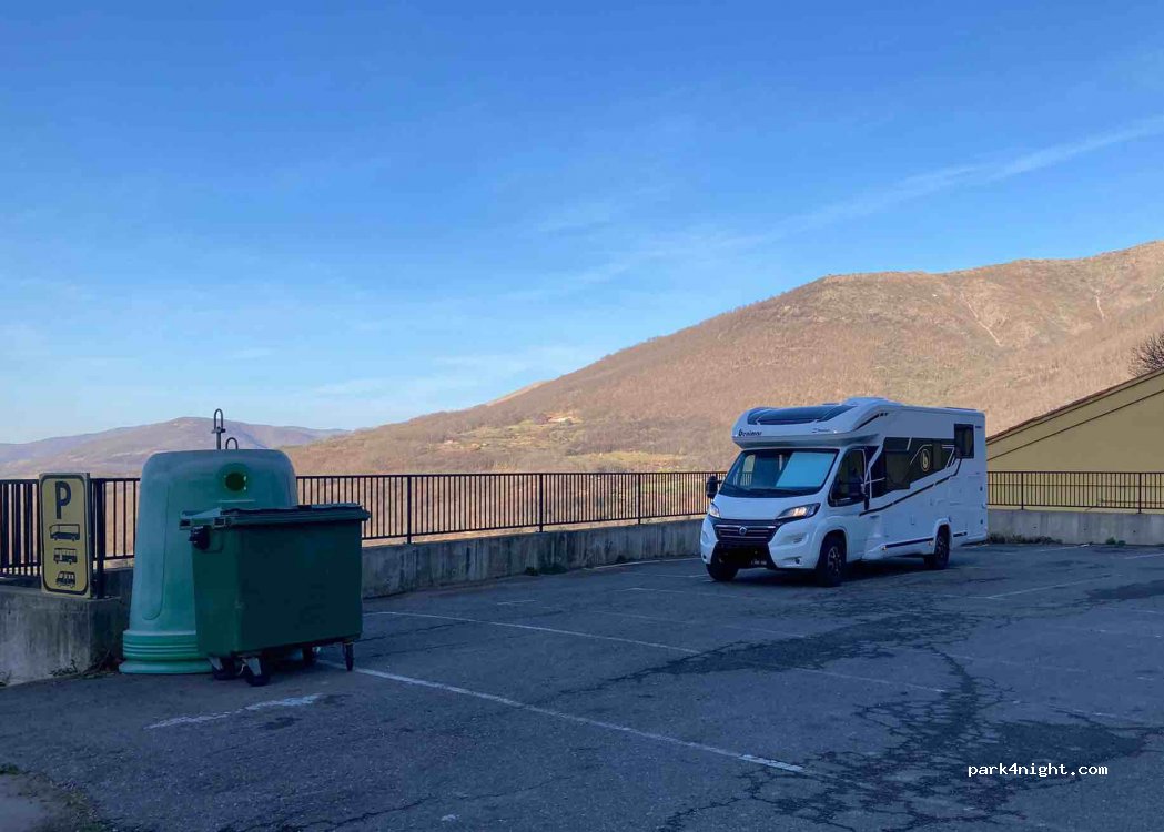 (10459) Guijo de Santa Bárbara - 16 Carretera de Jarandilla — foto 2