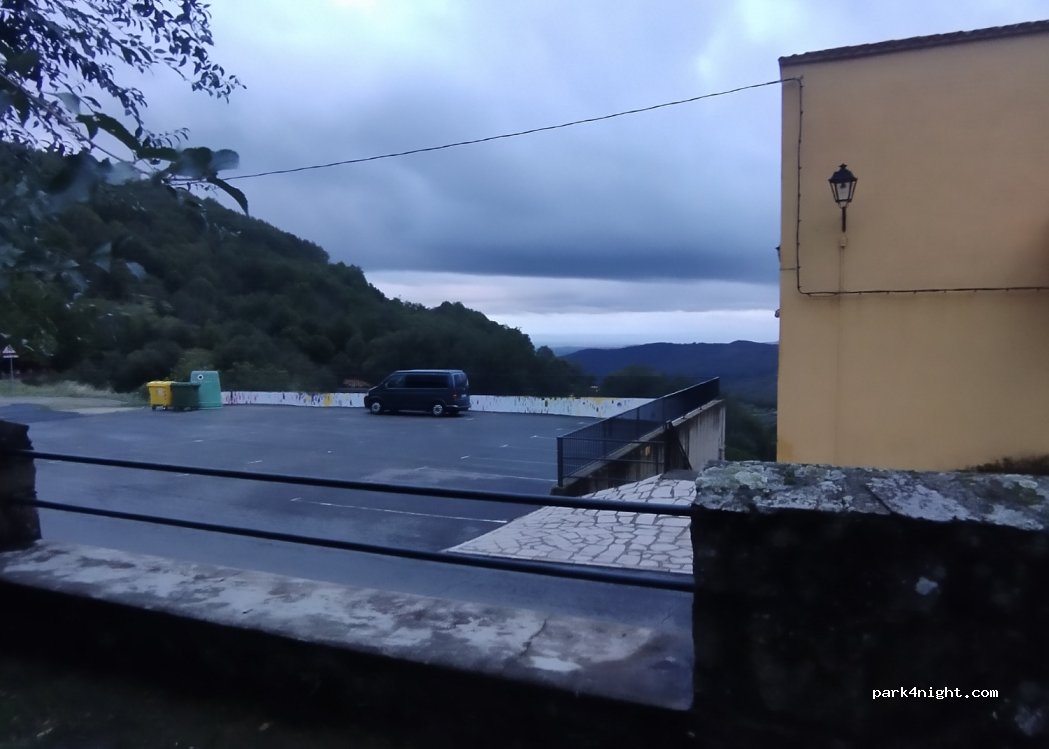(10459) Guijo de Santa Bárbara - 16 Carretera de Jarandilla — foto 3