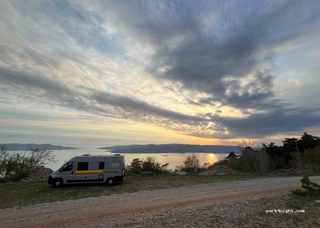 (53270) Vrataruša - Unnamed Road — foto
