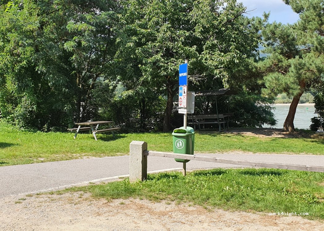(3602)  - Weinstraße — foto