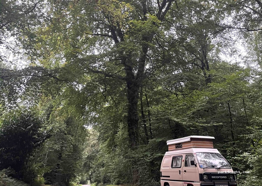 (RG8 0TH) Reading - Unnamed Road — foto