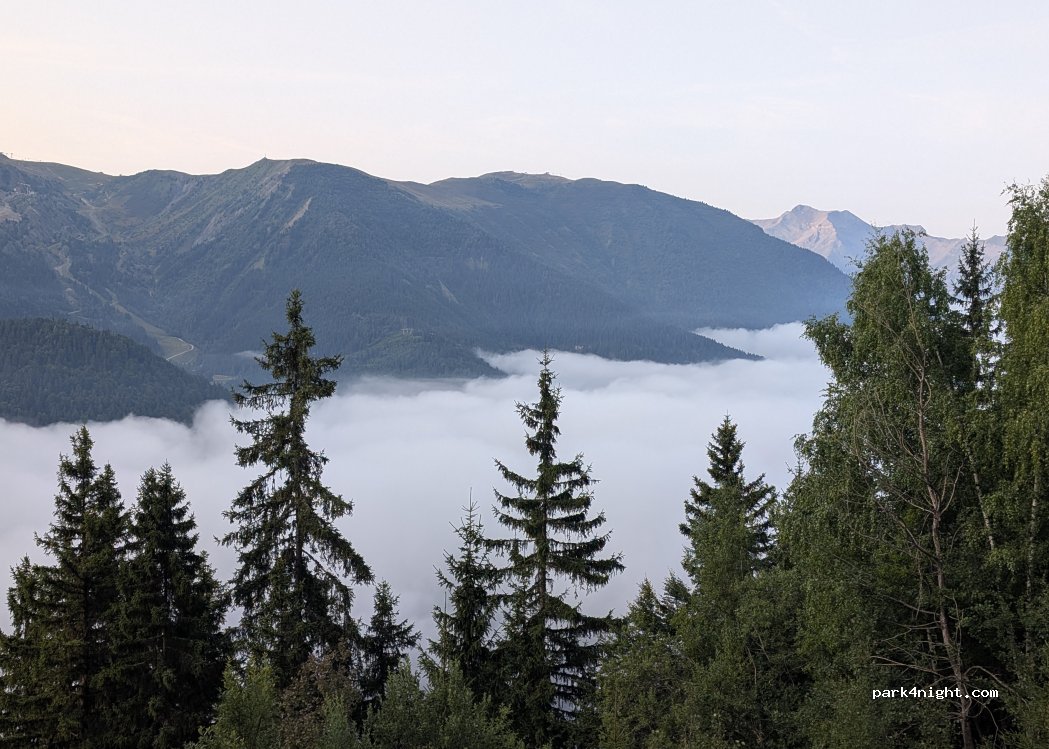 (38114) Vaujany - Route du Bessey — foto 5