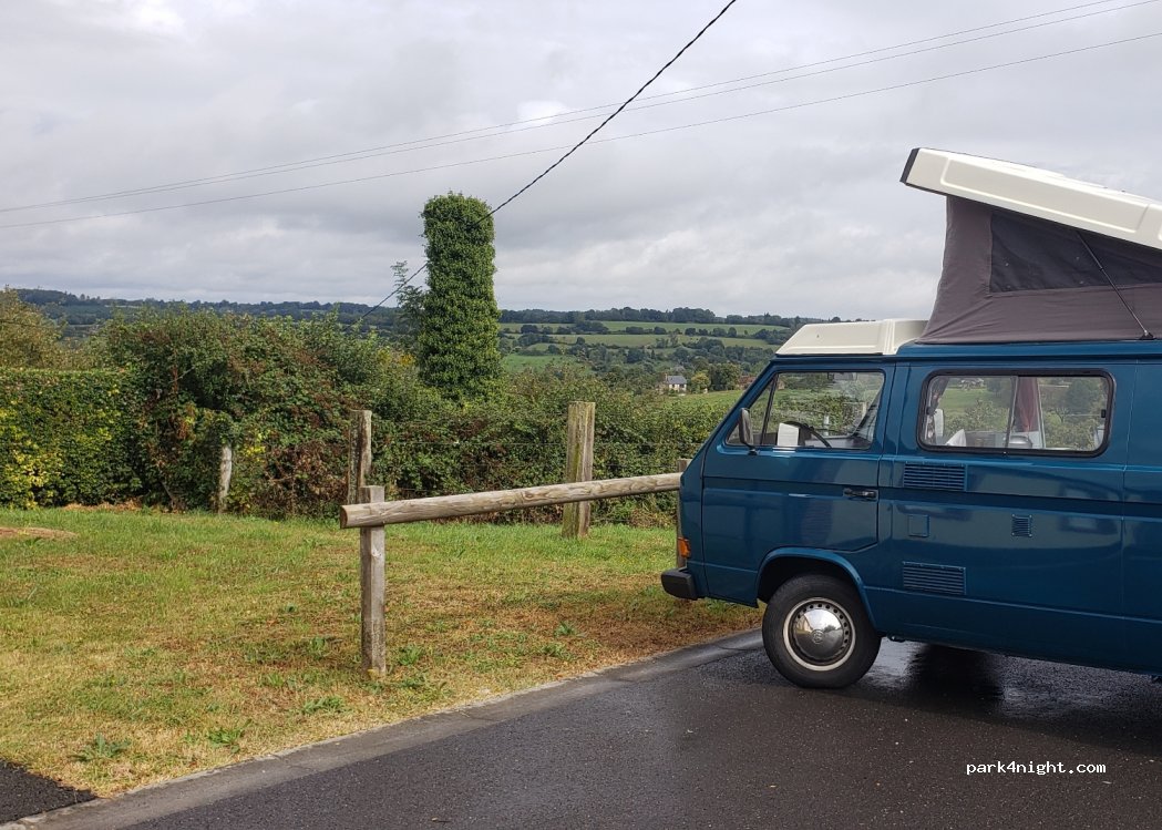(14140) Val-de-Vie - D179A — foto