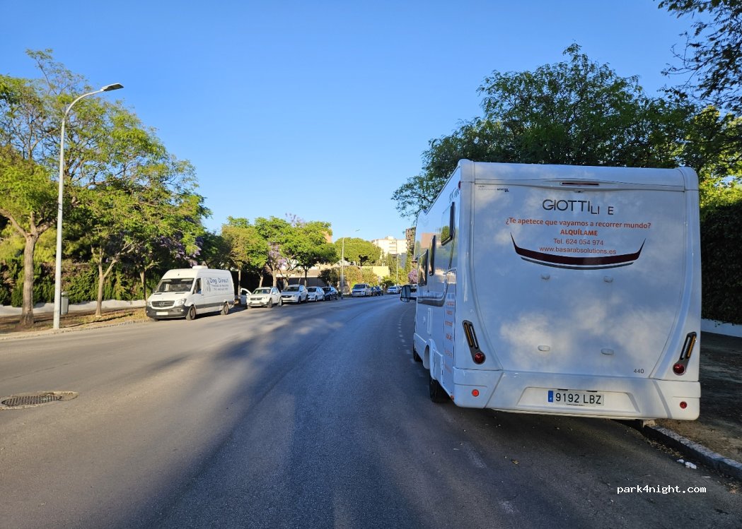 (11407) Jerez de la Frontera - 12 Avenida del Tamarix — foto