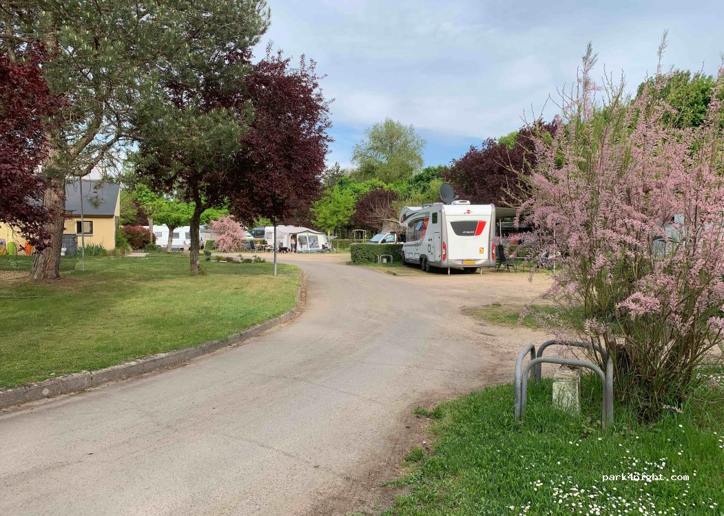 Camping Au Jardin de Sully — foto 2