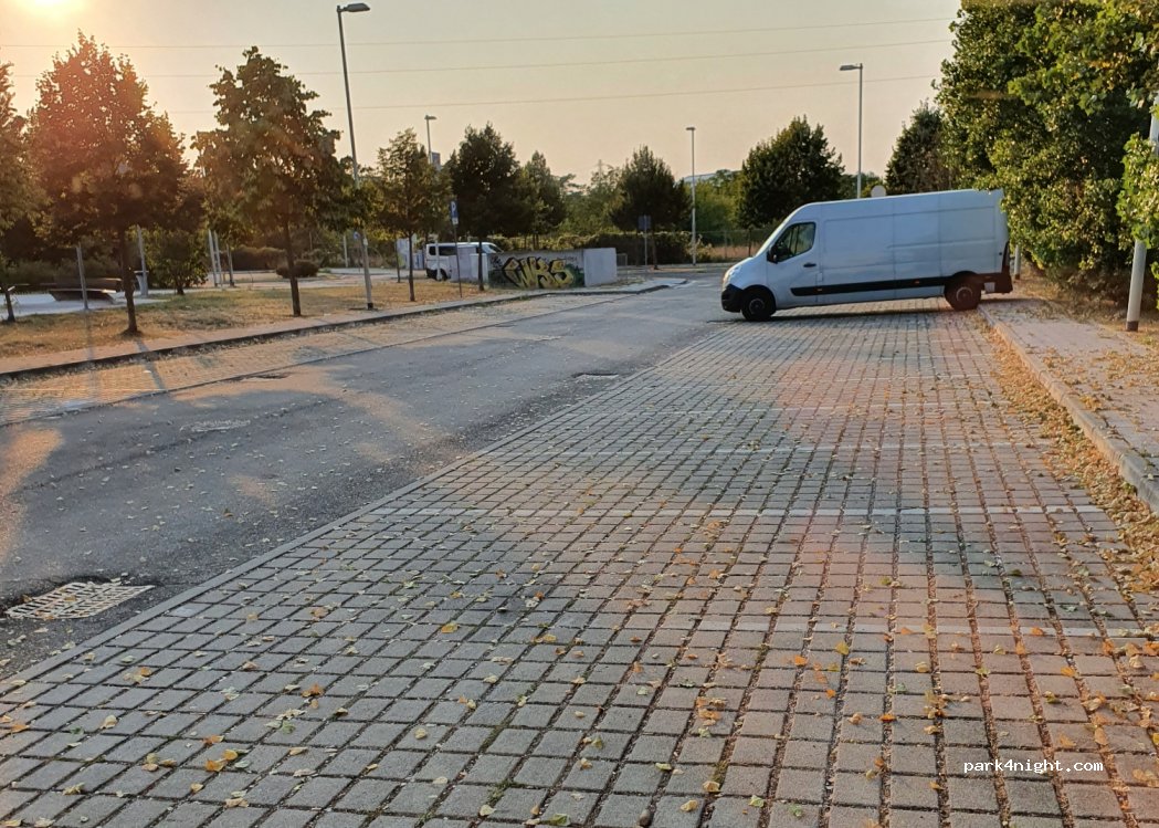 (43125) Parma - 3 Via Indro Montanelli — foto