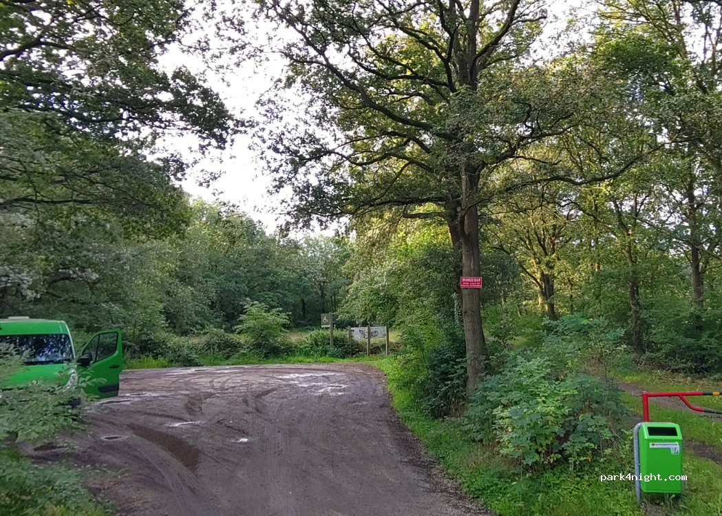 Parkeerplaats Maashorst Docfalaan — foto 2