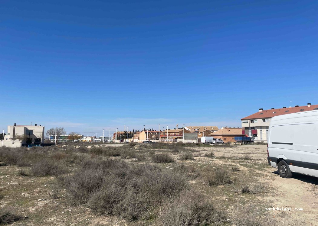(50171) La Puebla de Alfindén - 76 Calle Cortes de Aragón — foto 2