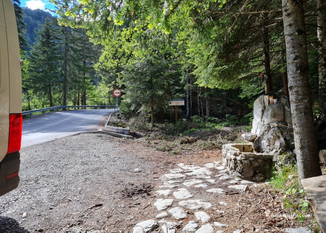 (2770) Bansko - Unnamed Road — foto 2
