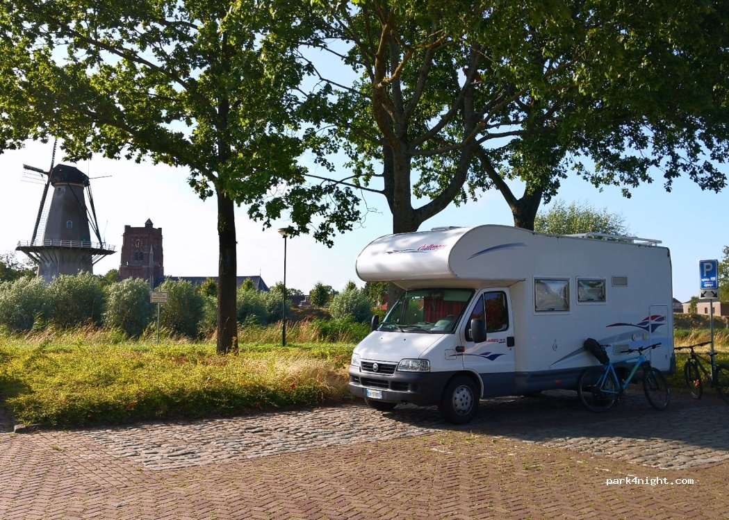 (4285 XA) Woudrichem - 2 Sluis — foto 2