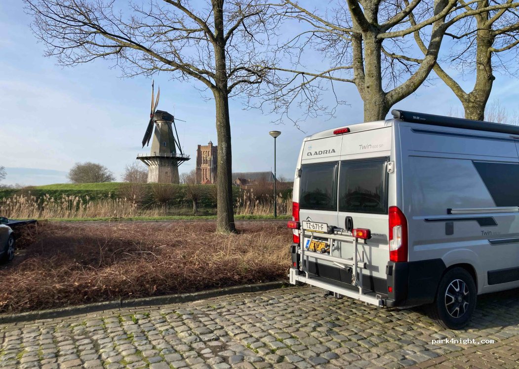 (4285 XA) Woudrichem - 2 Sluis — foto 3