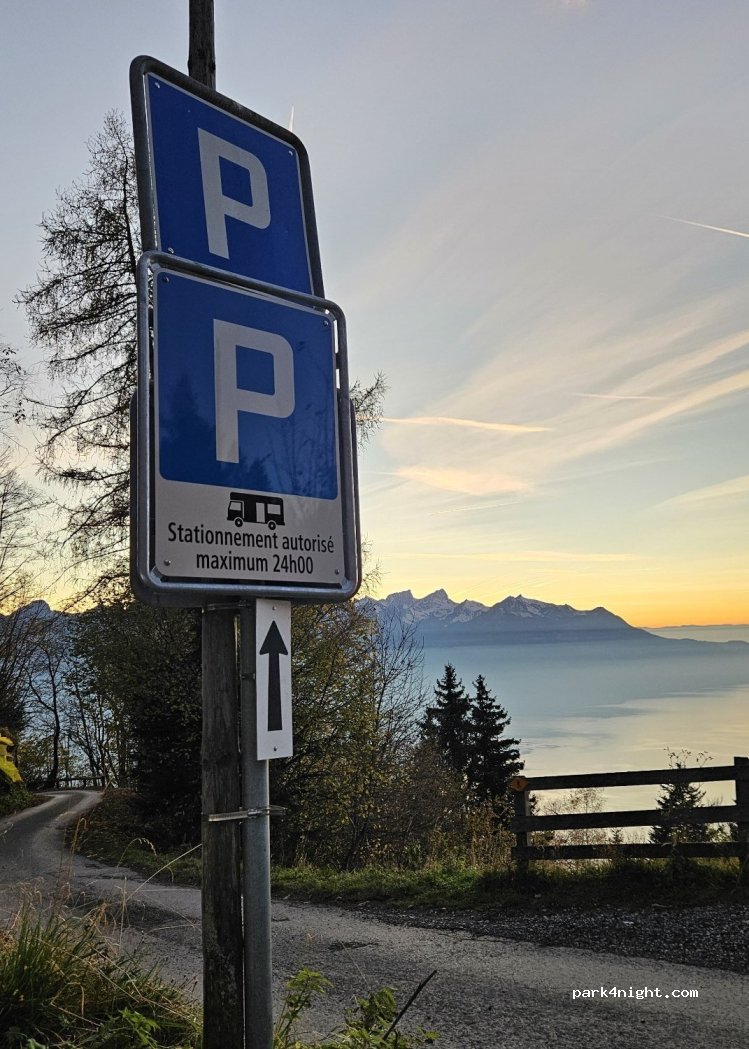 (1820) Veytaux - Route des Raveyres — foto 5